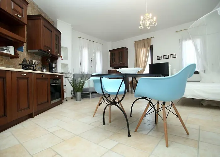 Beautiful In Traditional Halkidiki-uvc Sterilized * Afytos