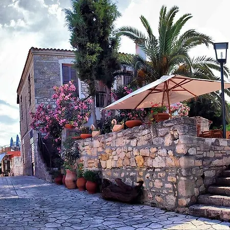 Beautiful In Traditional Halkidiki-uvc Sterilized Apartament Afytos